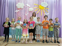 Солнце в ладошках